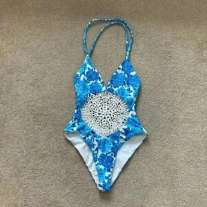Frankie's Bikinis Poppy One Piece Blue Dahlia in size medium